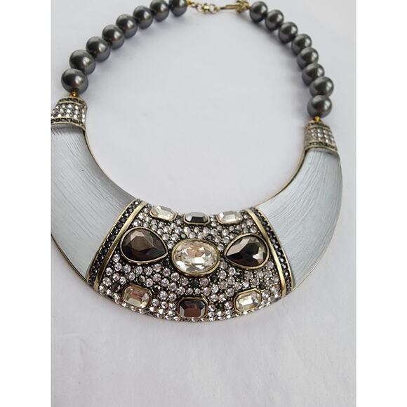 Heidi Daus Say it With Style Crystal Accent Lucite Necklace White Silver Regency - Picture 5 of 9